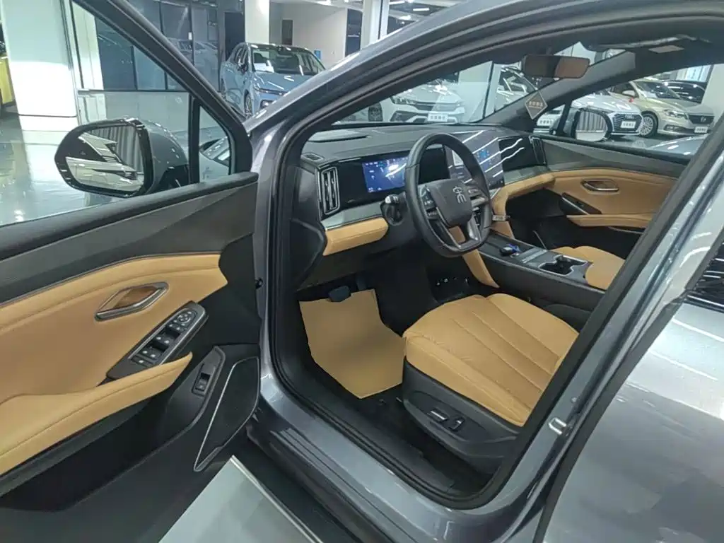 BYD L DM-i — миниатюра 16