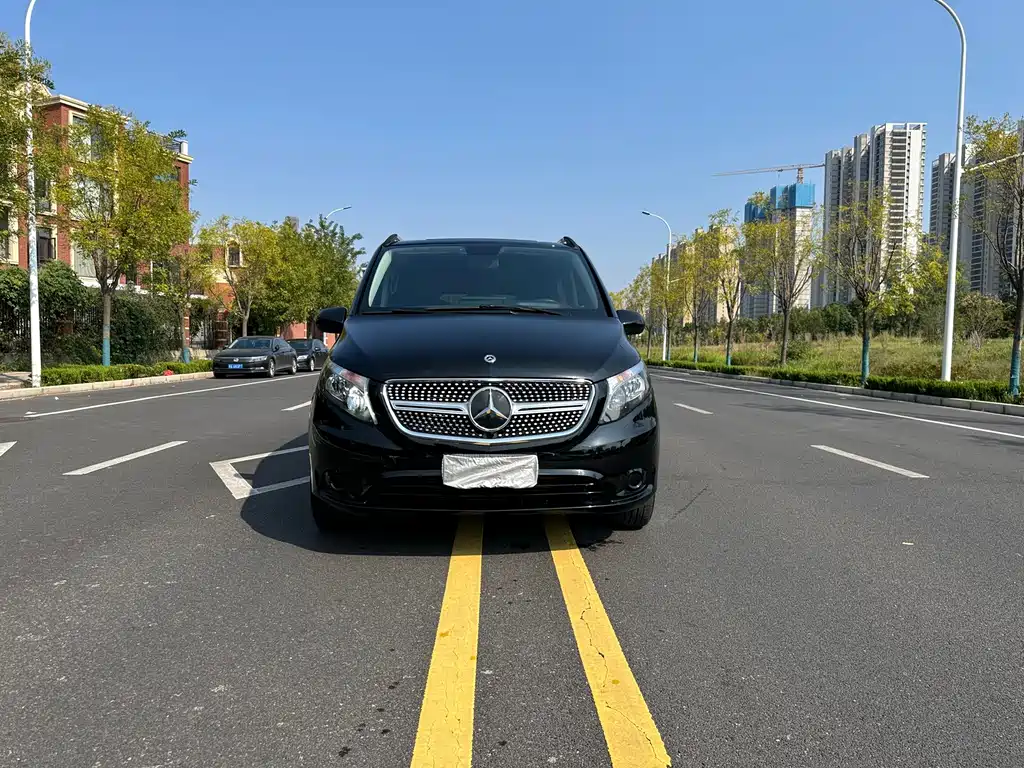 Mercedes-Benz Vito — миниатюра 2