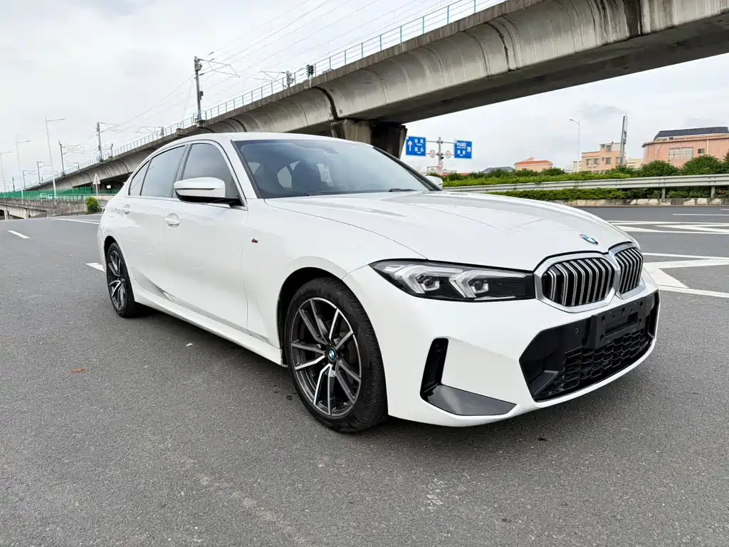 BMW 3 Series — миниатюра 3