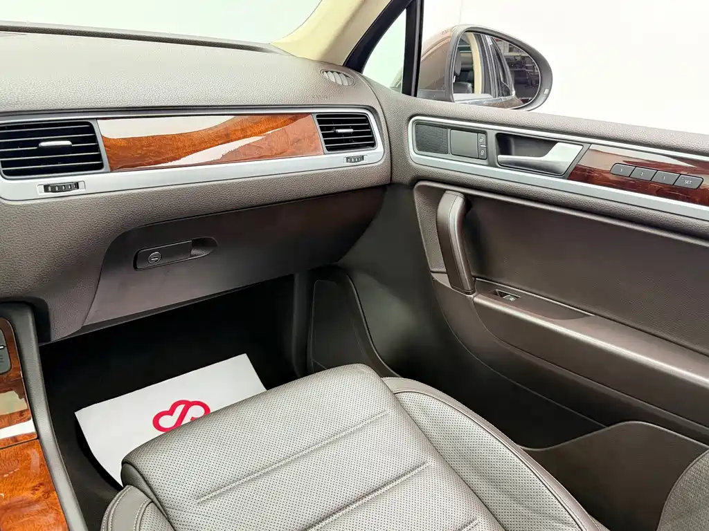 Volkswagen Touareg — миниатюра 11