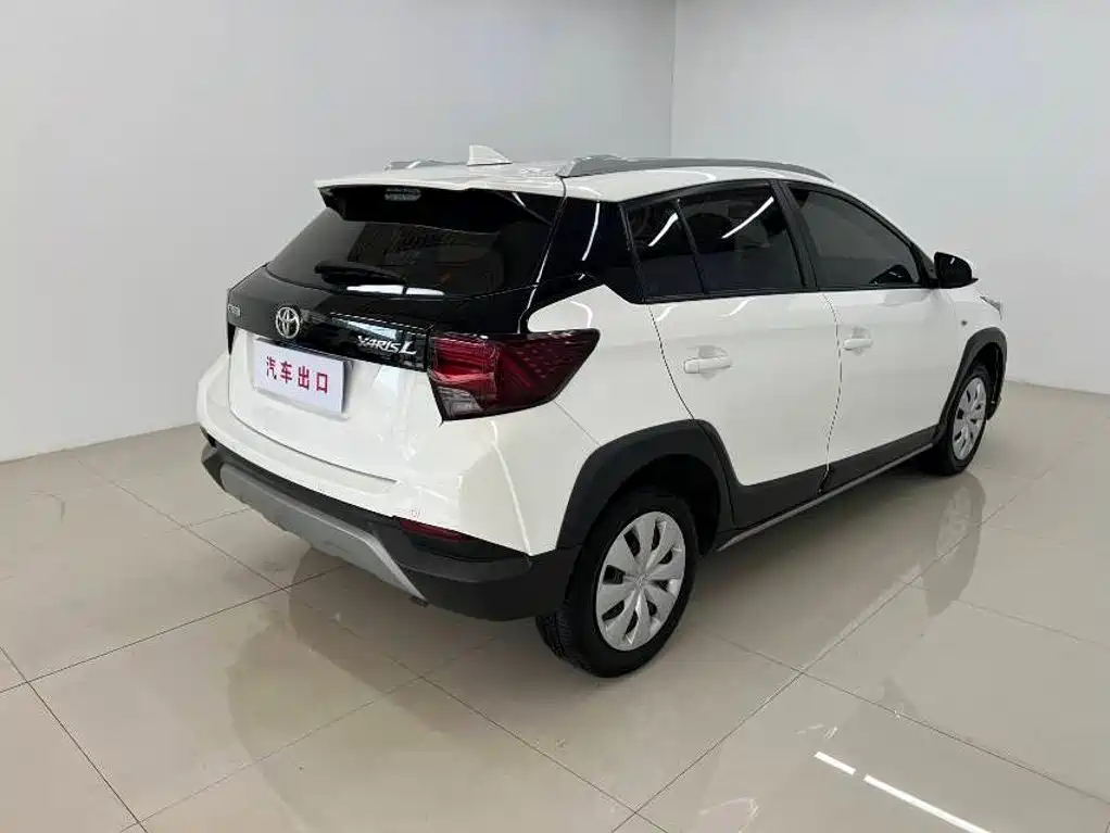 Toyota Yaris L — миниатюра 4