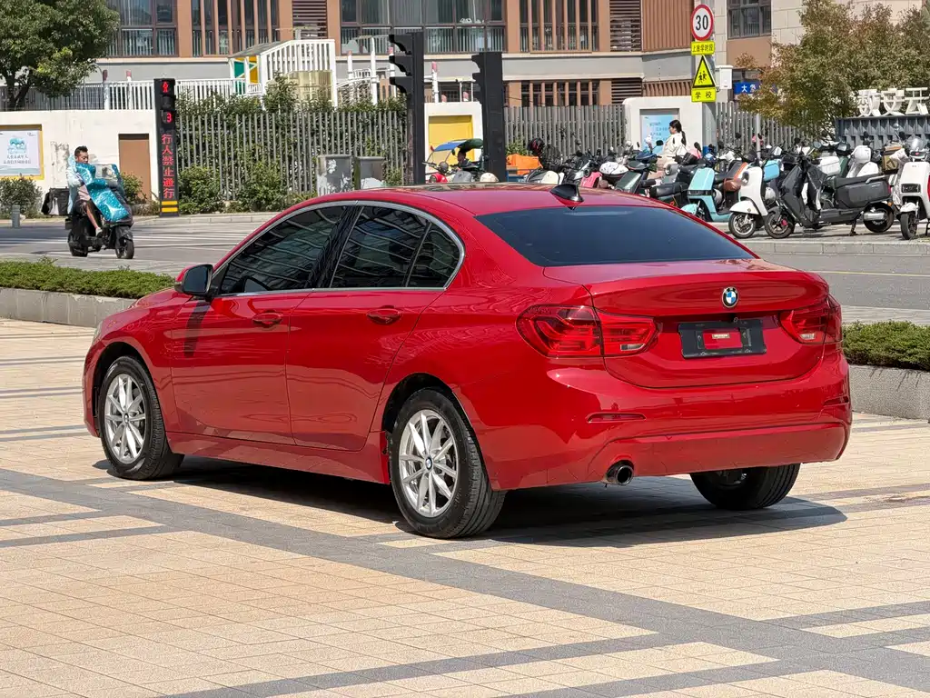 BMW 1 Series — миниатюра 10