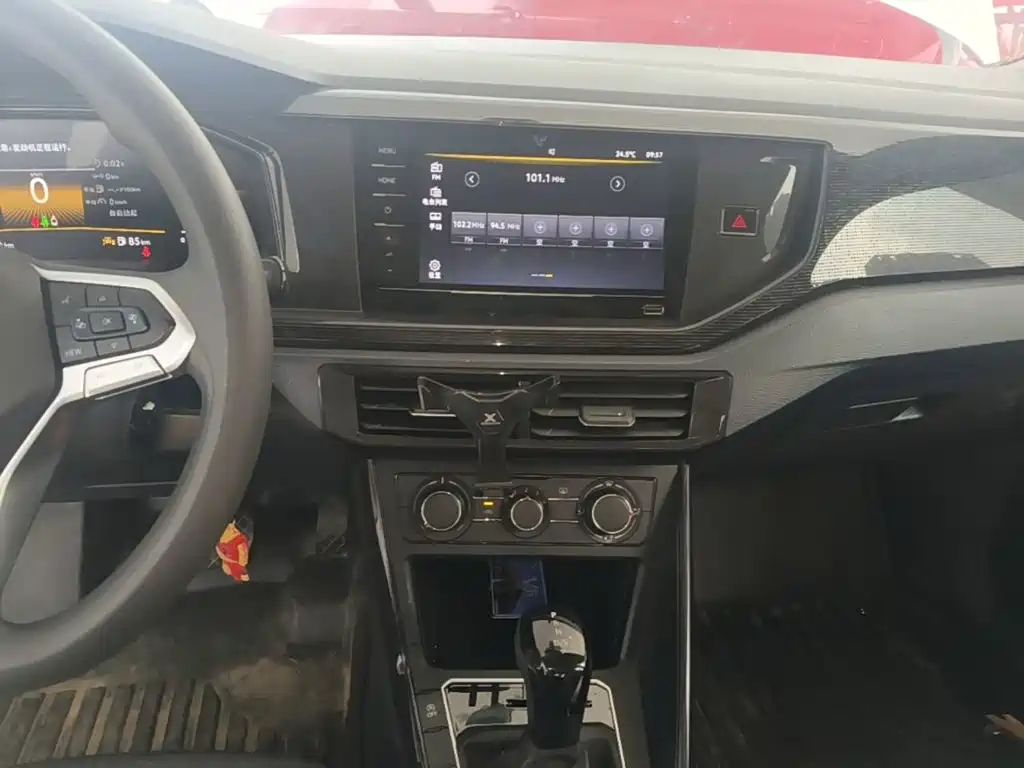 Volkswagen Lavida — миниатюра 13