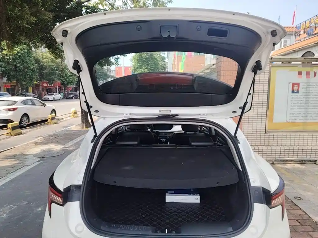 Changan Eado XT — миниатюра 19