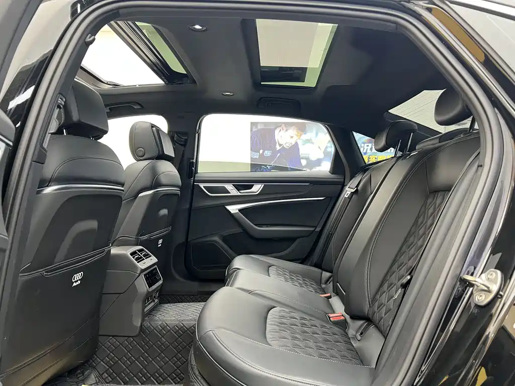 Audi A6L 2026 45 TFSI quattro