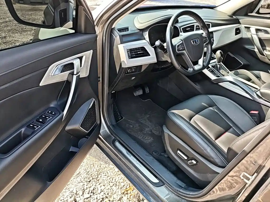 Geely Boyue — миниатюра 16