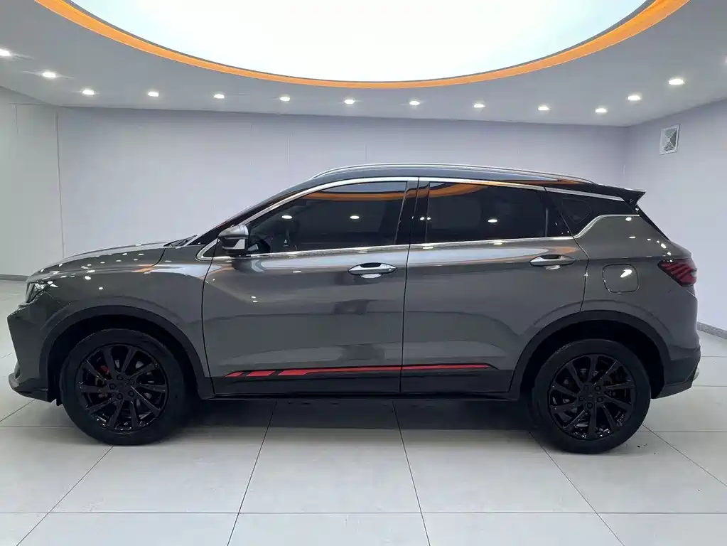 Geely Binyue — миниатюра 7