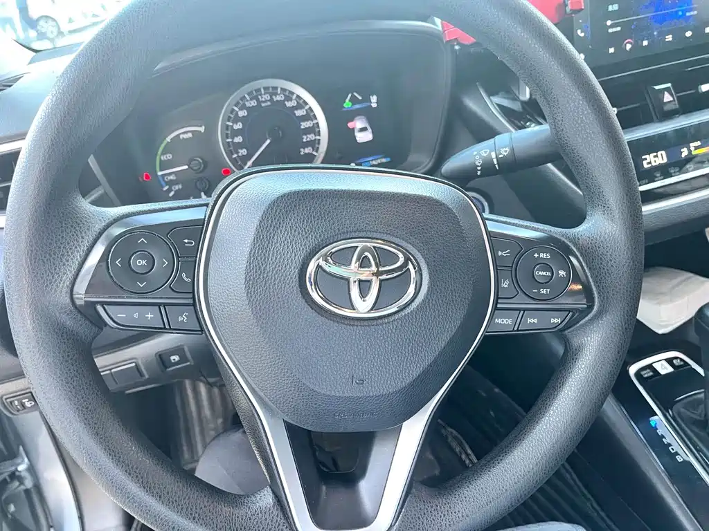Toyota Corolla — миниатюра 5