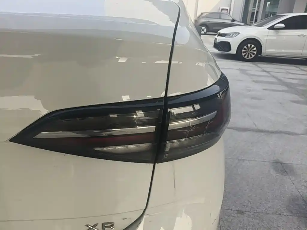 Volkswagen Lavida — миниатюра 8
