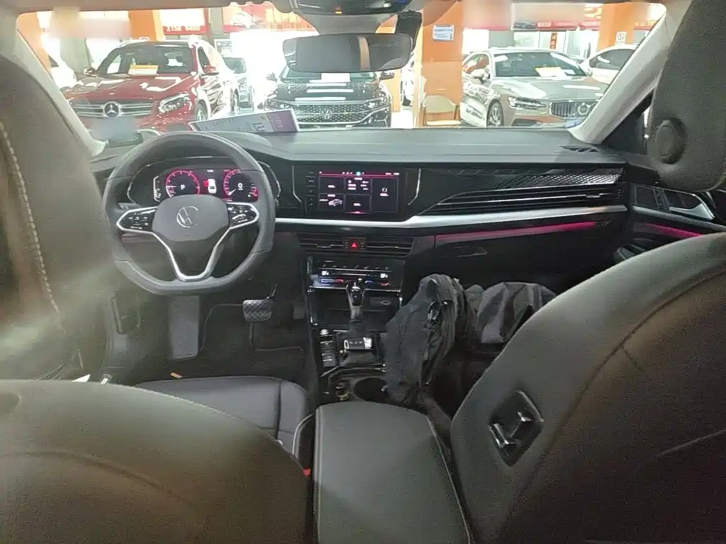 Volkswagen Passat — миниатюра 10