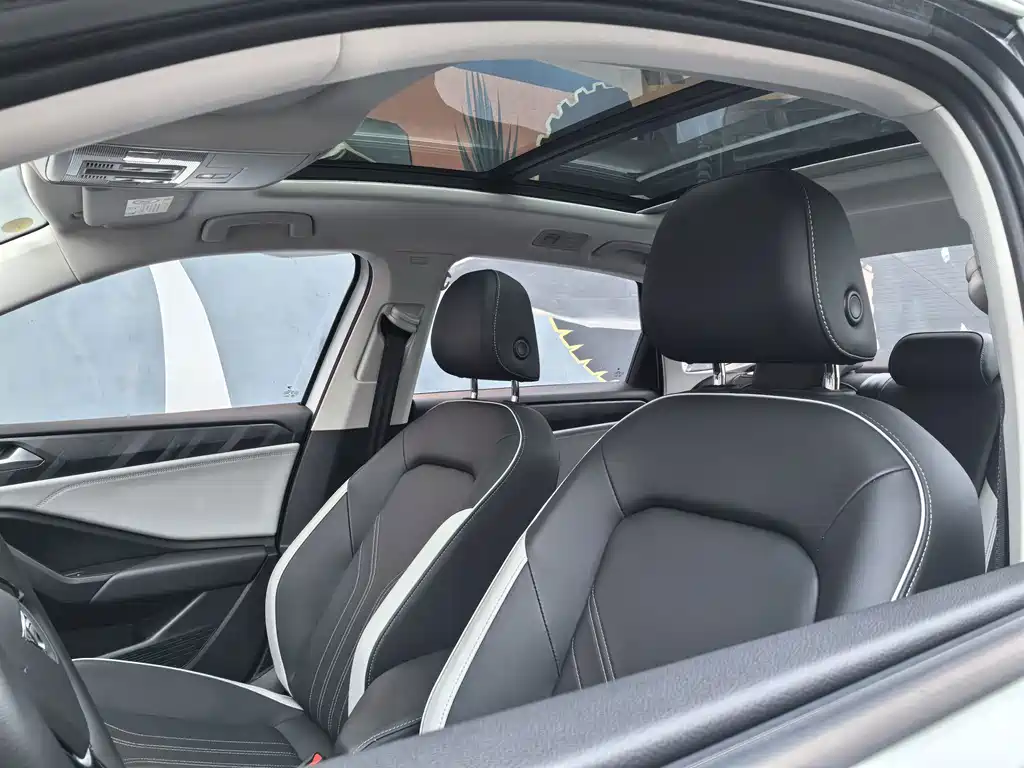 Jetta VA7 — миниатюра 10