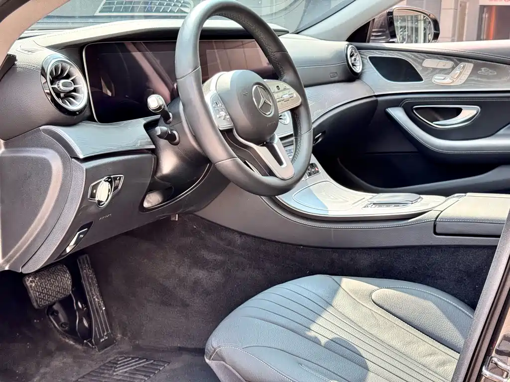 Mercedes-Benz CLS — миниатюра 8