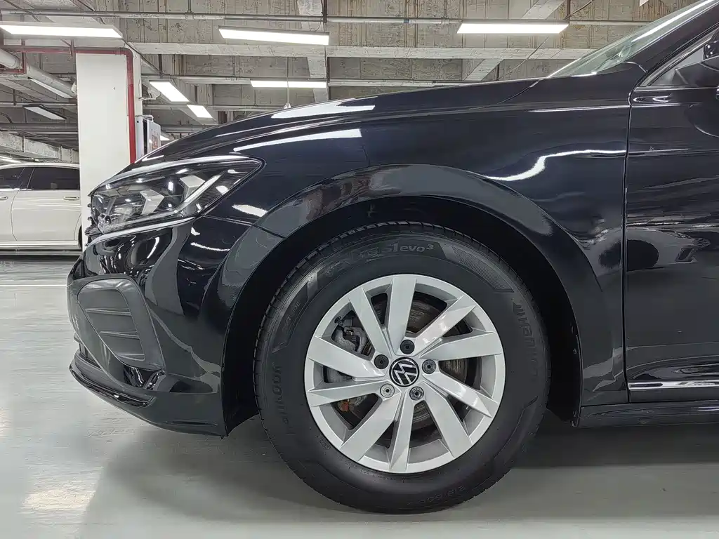 Volkswagen Passat — миниатюра 13