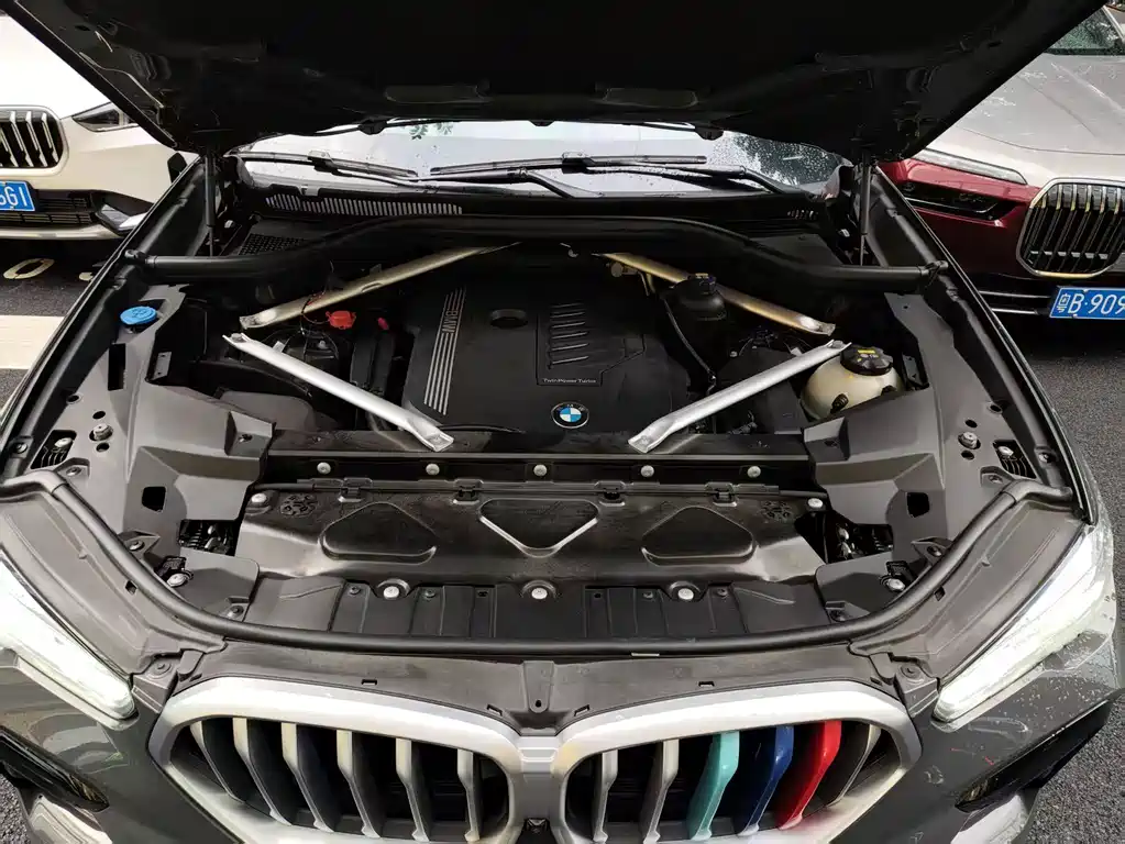 BMW X6 — миниатюра 12