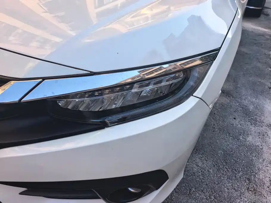 Honda Civic — миниатюра 5