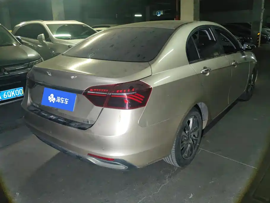 Geely Emgrand — миниатюра 3