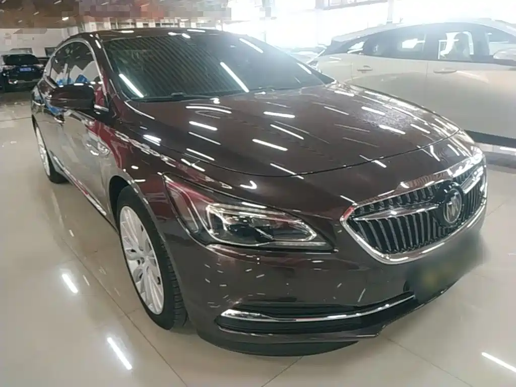Buick LaCrosse — миниатюра 4