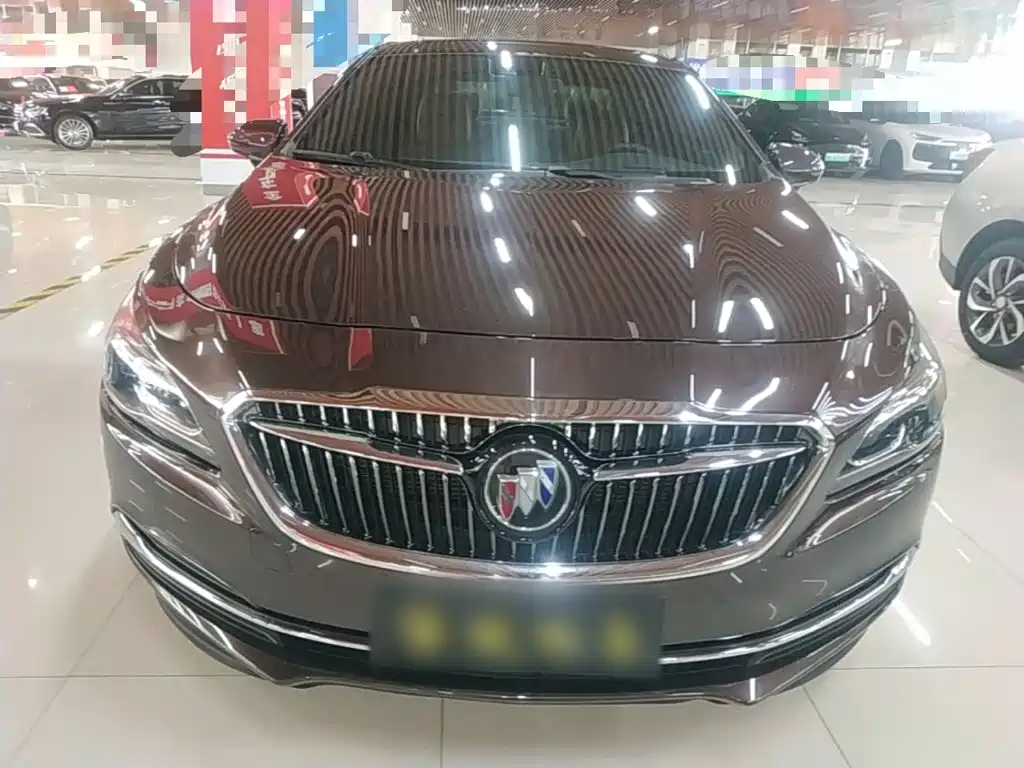 Buick LaCrosse — миниатюра 3