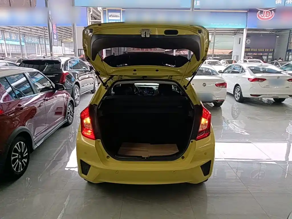 Honda Fit — миниатюра 19
