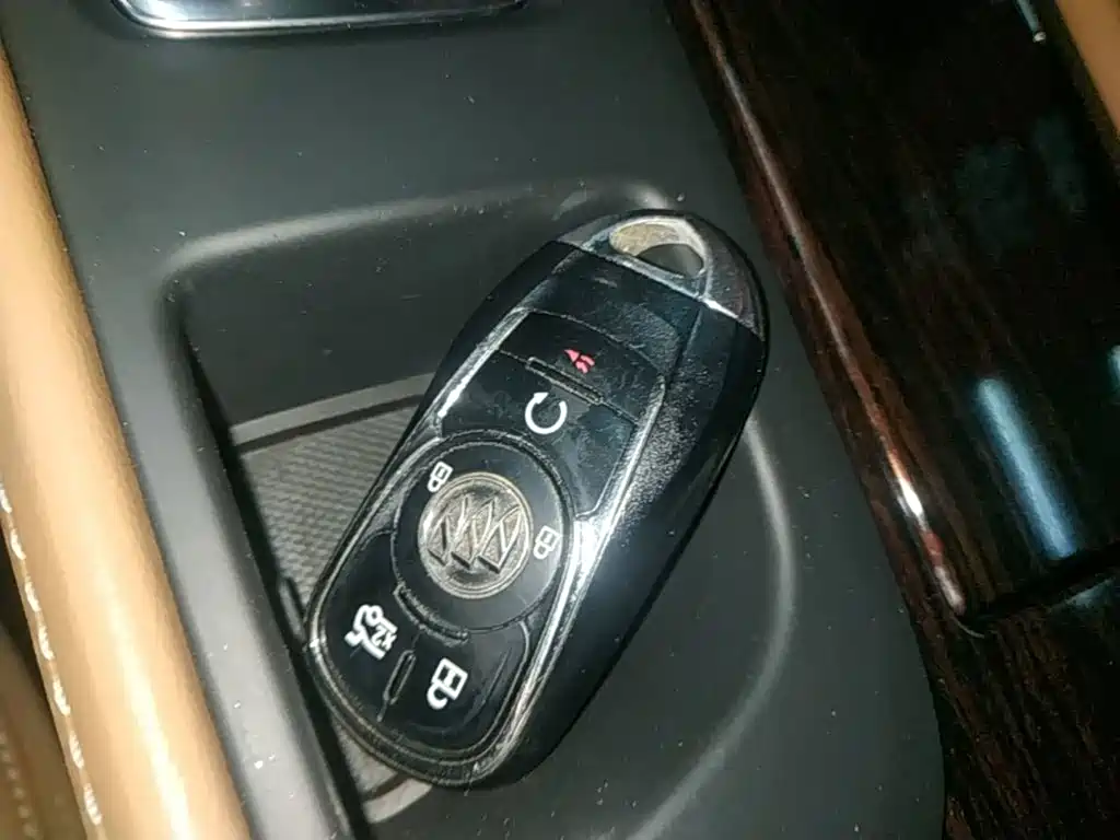 Buick LaCrosse — миниатюра 9
