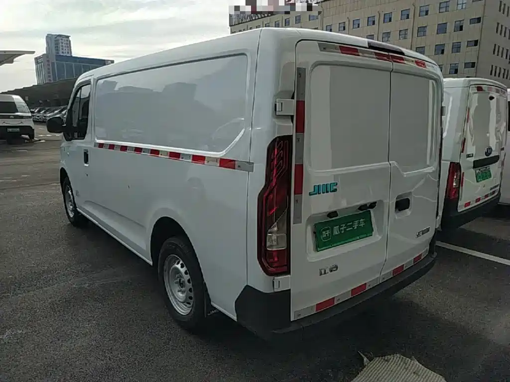 JMC E-Fushun — миниатюра 5