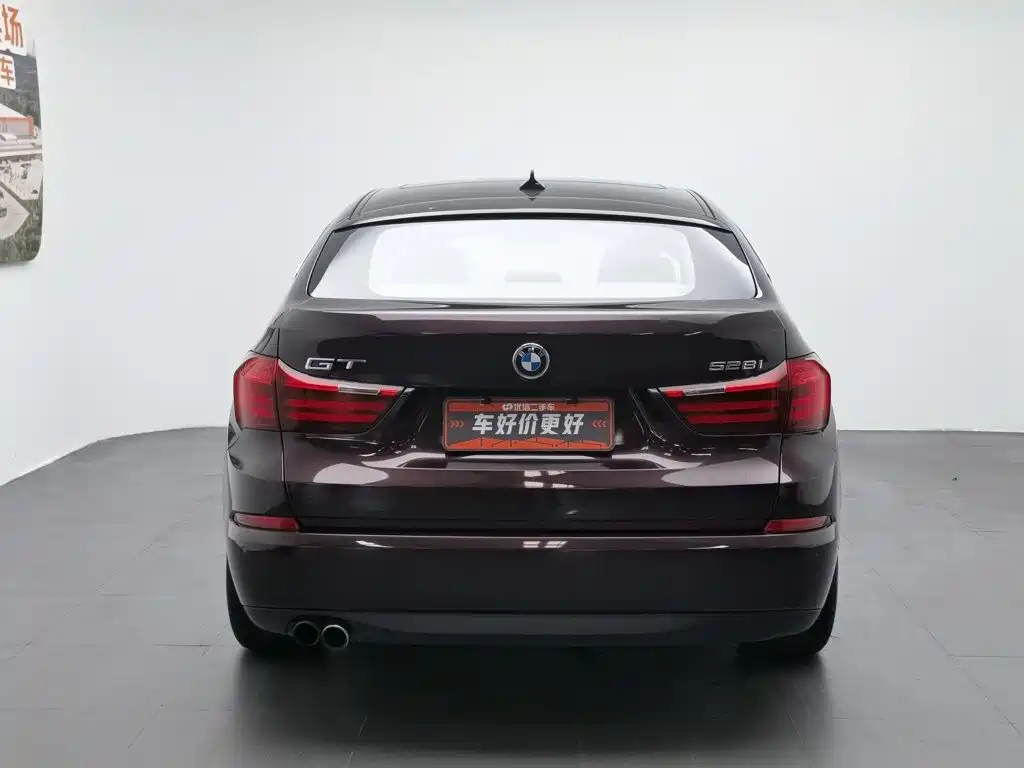 BMW 5 Series GT — миниатюра 4