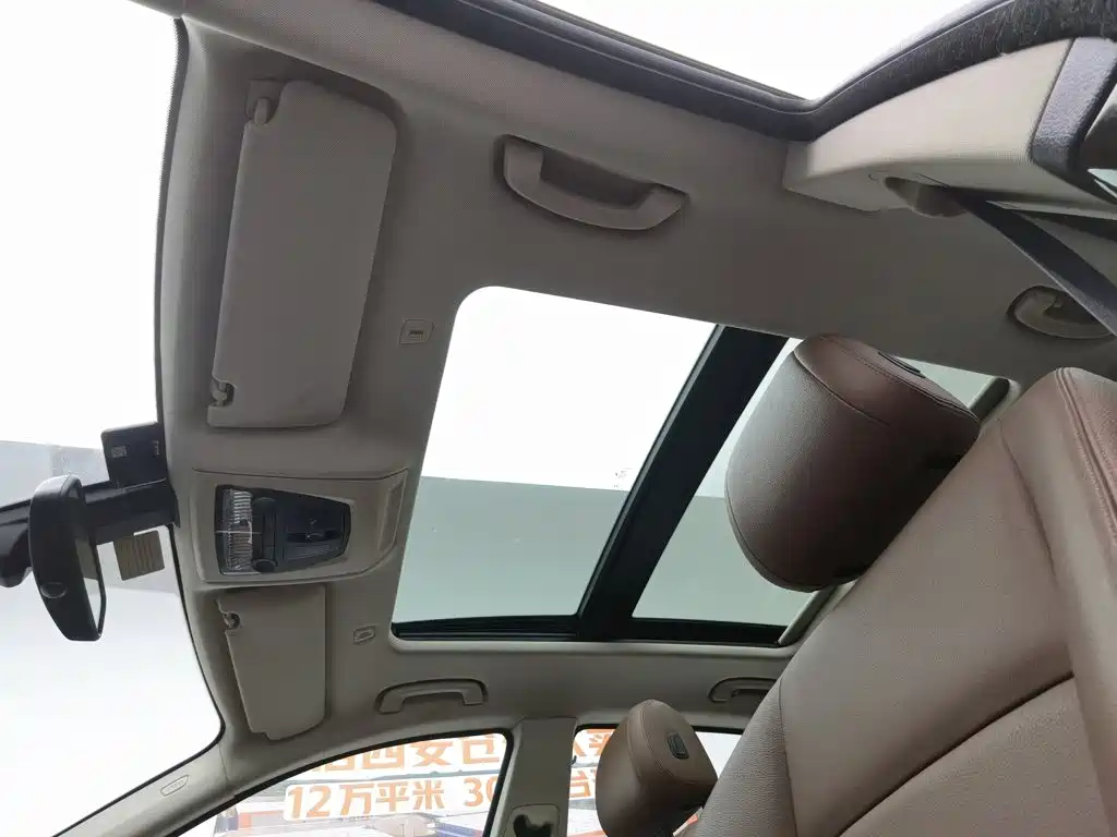 BMW 5 Series GT — миниатюра 14