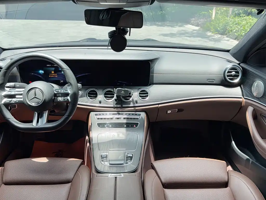 Mercedes-Benz E-Class E 2022 E 300 L Luxury