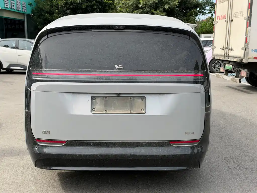 Li Auto Li MEGA — миниатюра 9