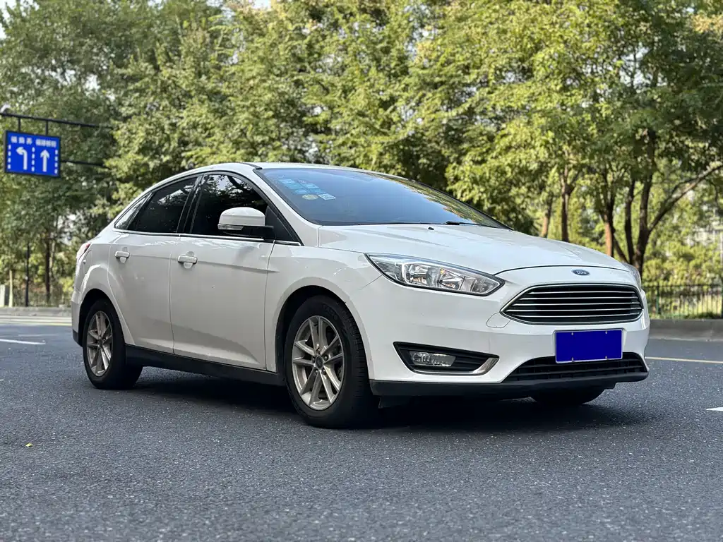 Ford Focus — миниатюра 3
