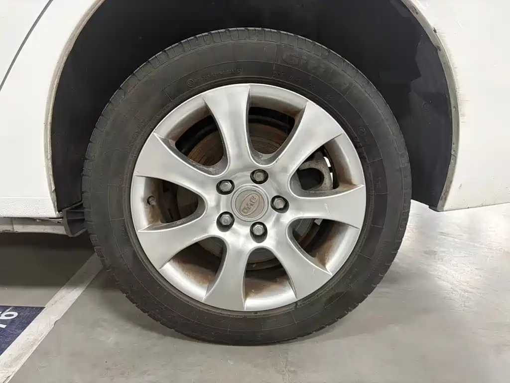 BYD e5 — миниатюра 22