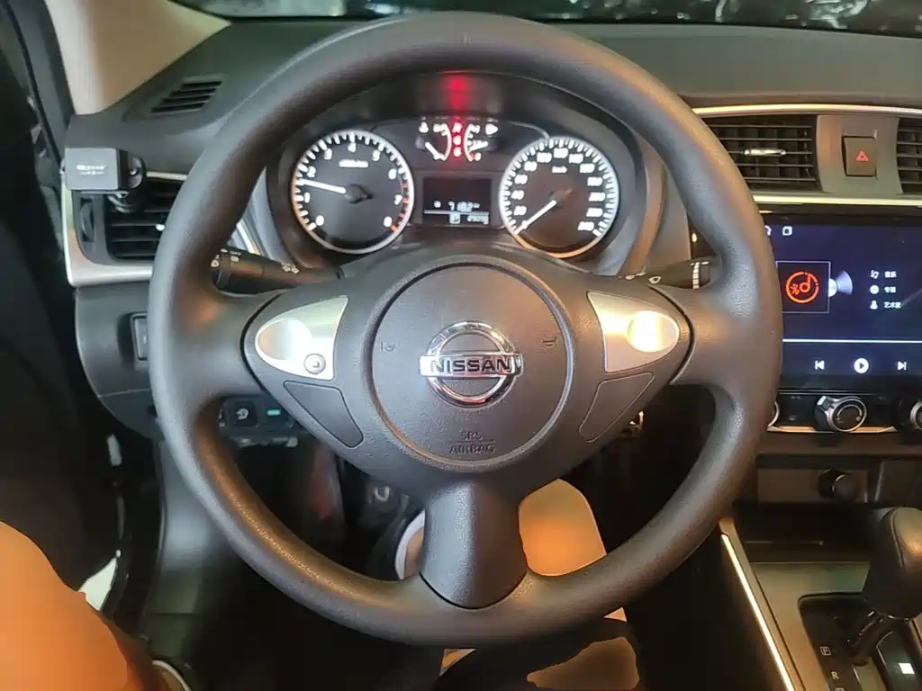 Nissan Sylphy — миниатюра 11