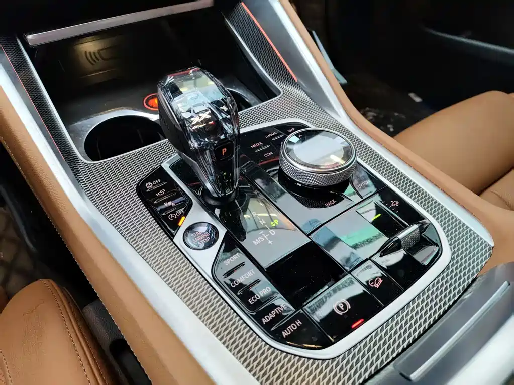 BMW X6 — миниатюра 10