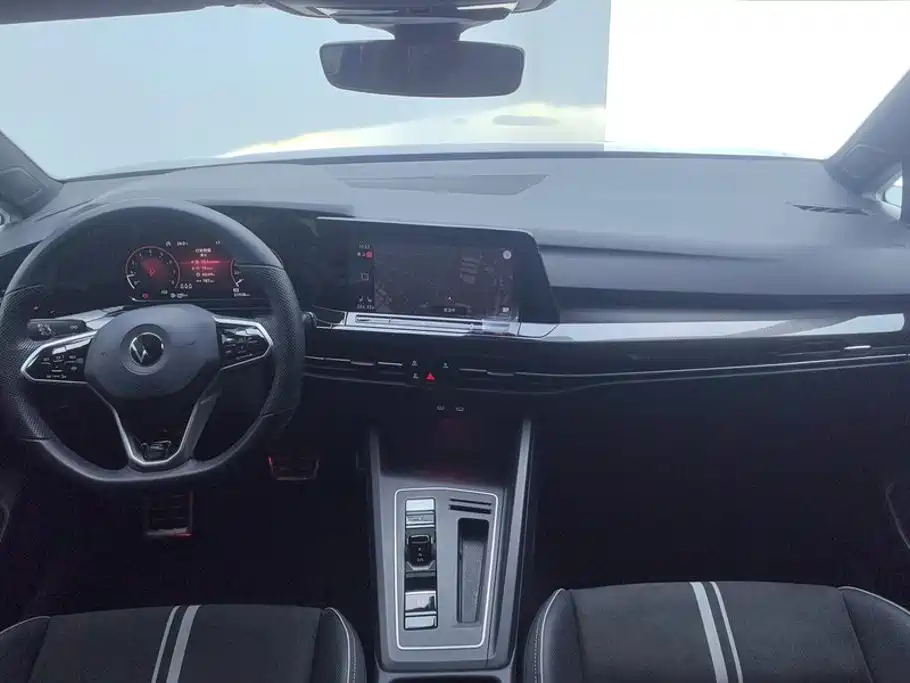 Volkswagen Golf — миниатюра 12