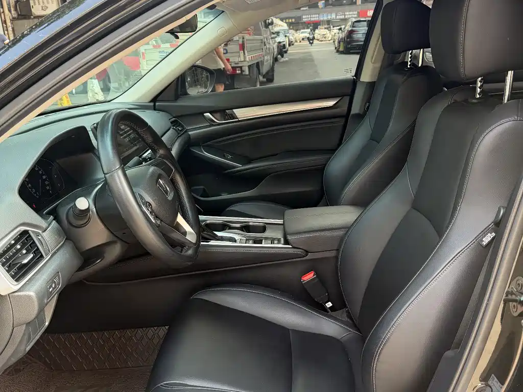 Honda Accord — миниатюра 3