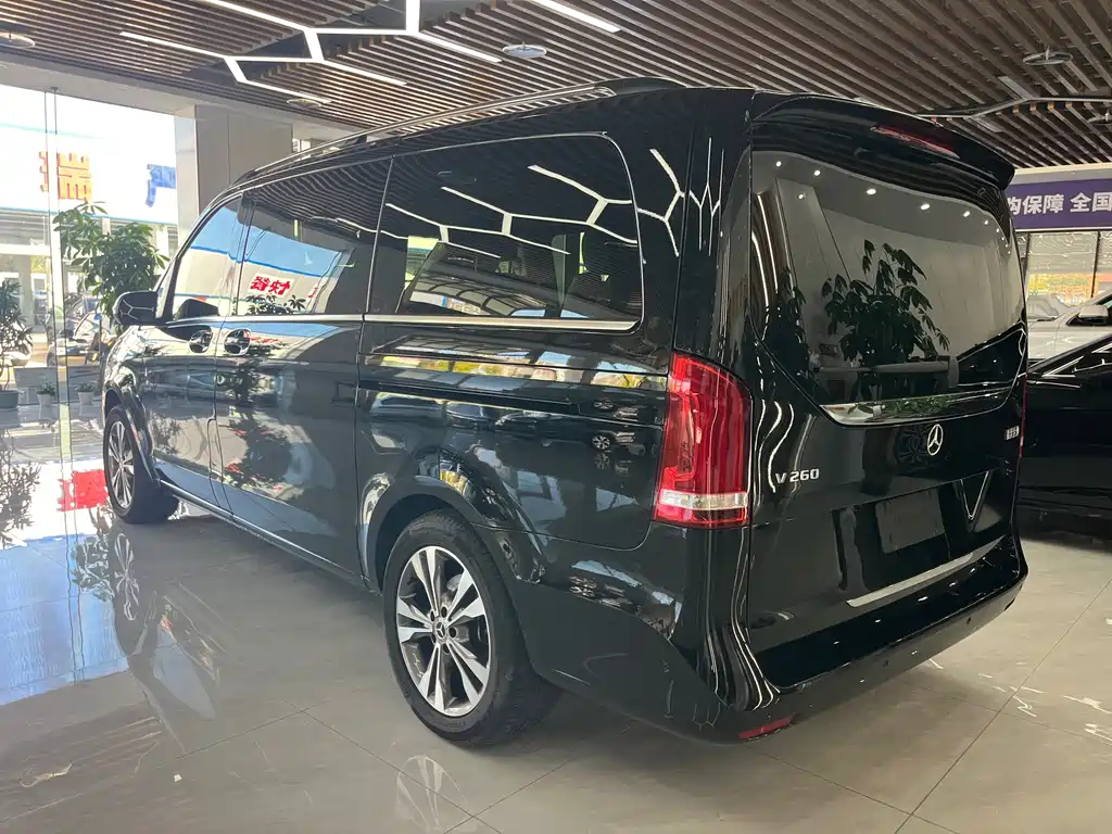 Mercedes-Benz V-Class — миниатюра 3