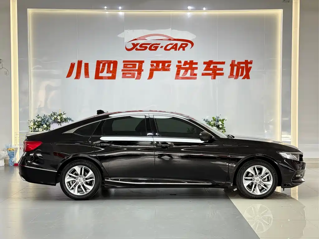 Honda Accord 2018 260TURBO Luxury V