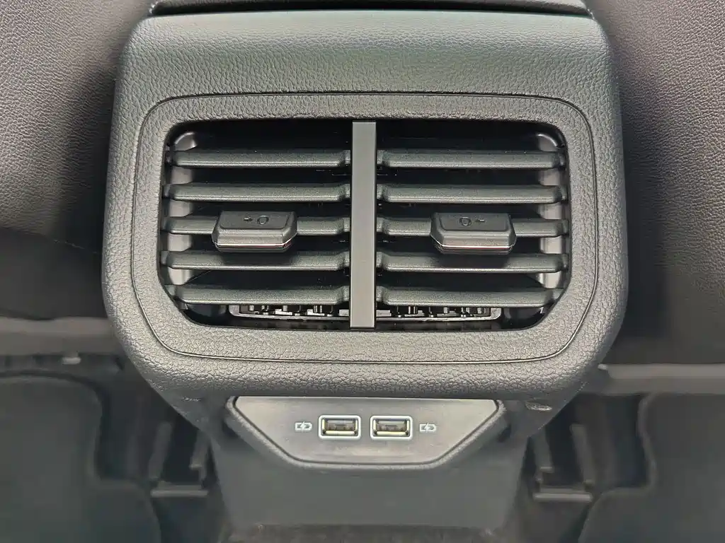 Volkswagen Bora — миниатюра 14