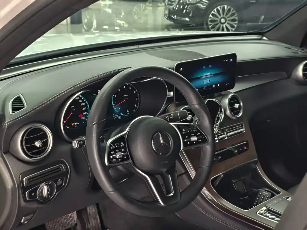 Mercedes-Benz GLC — миниатюра 7