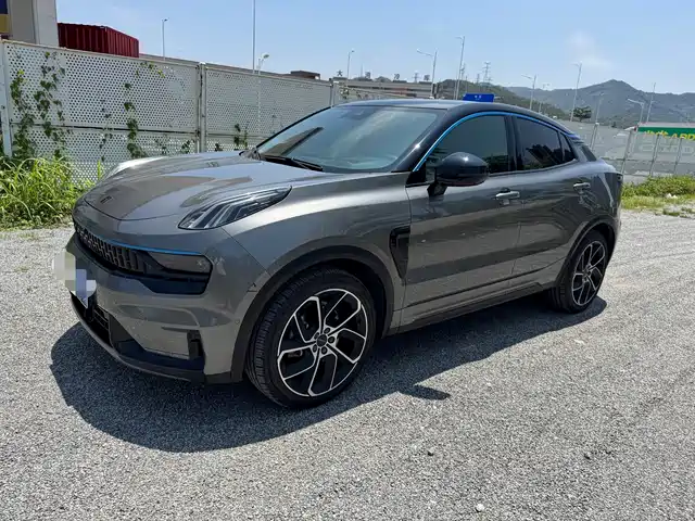 2020 Lynk & Co 05