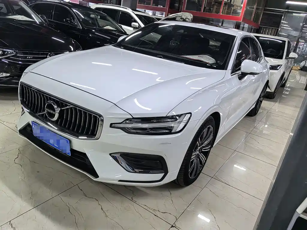 Volvo S60