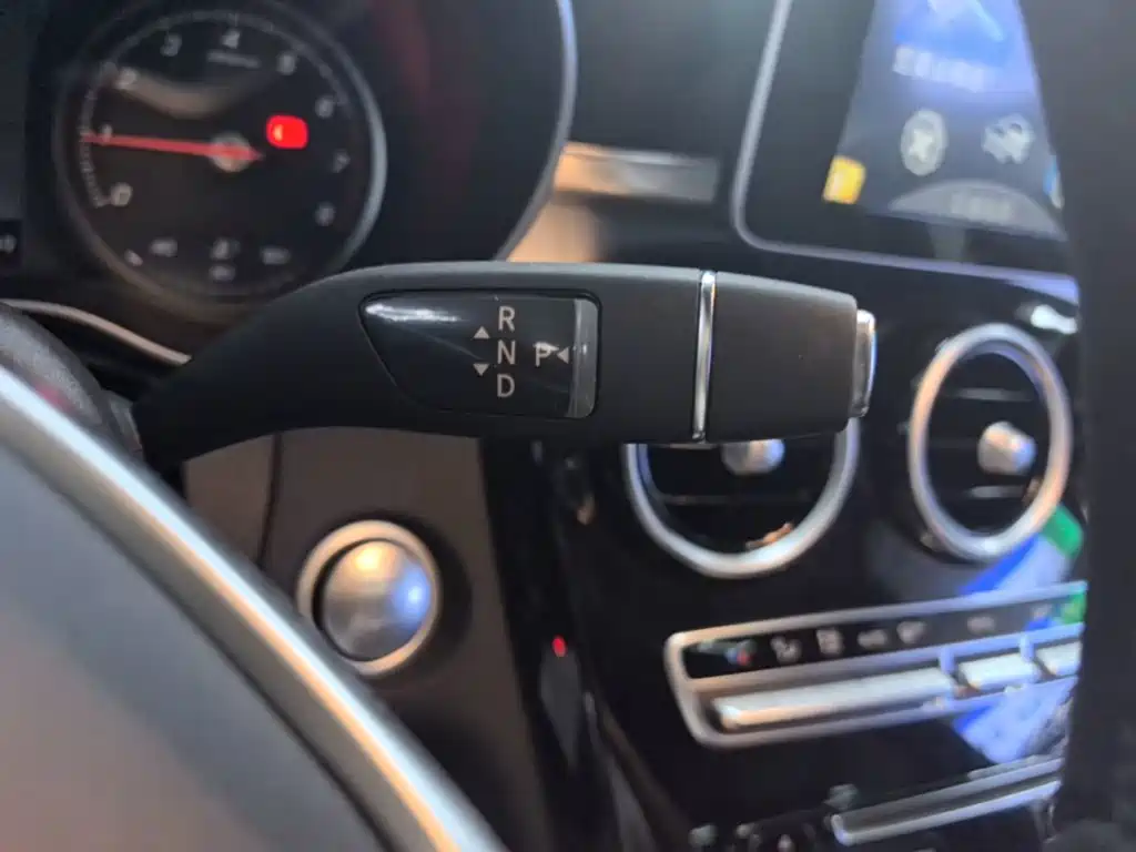 Mercedes-Benz C-Class — миниатюра 14