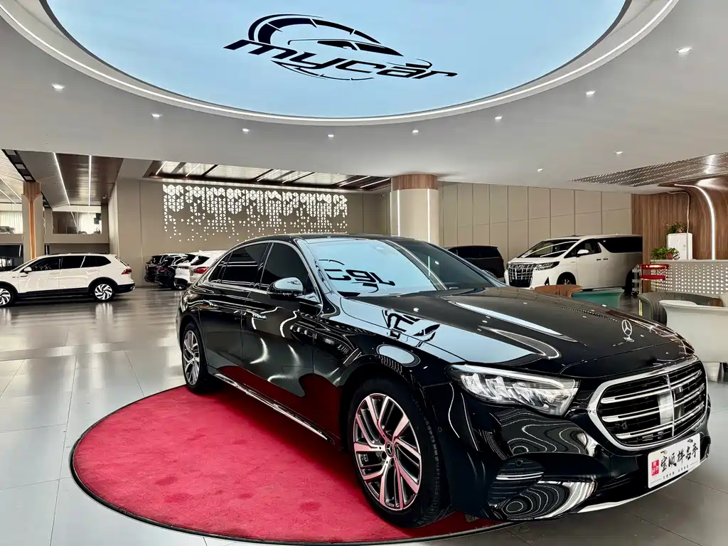 MERCEDES-BENZ E CLASS