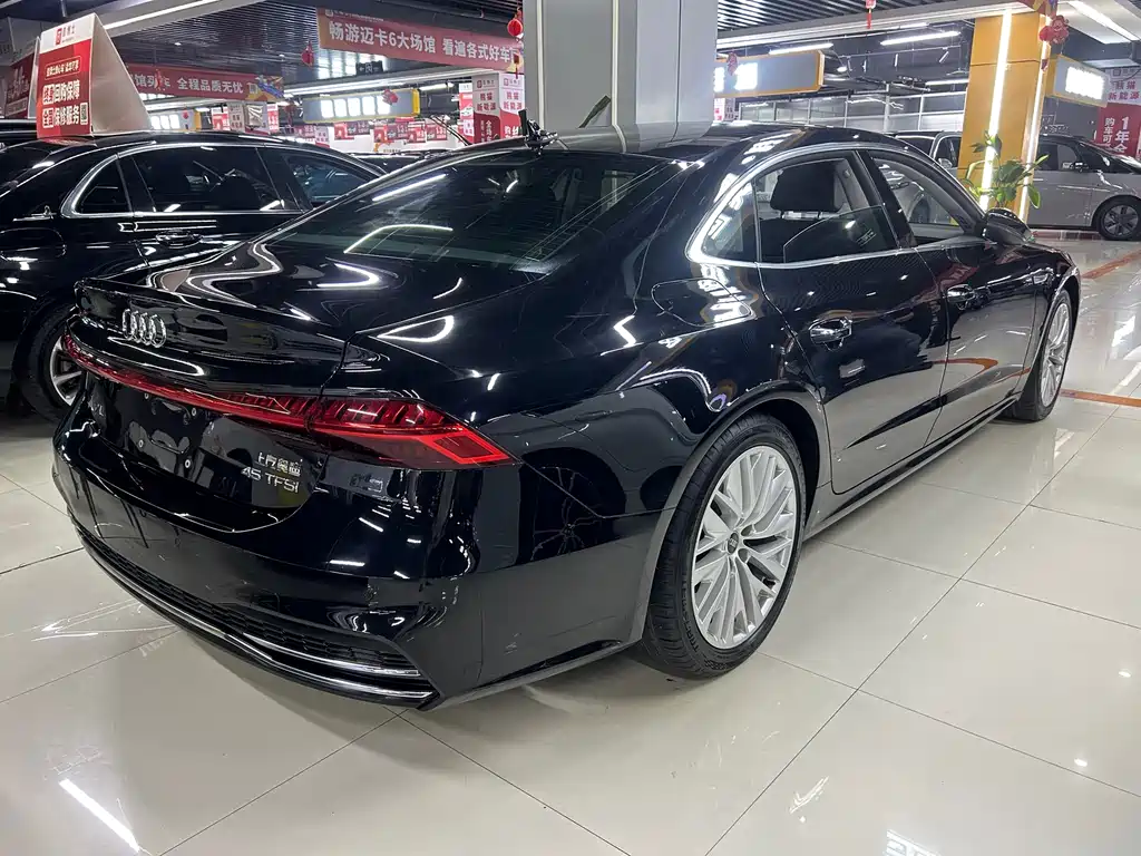 Audi A7L — миниатюра 5