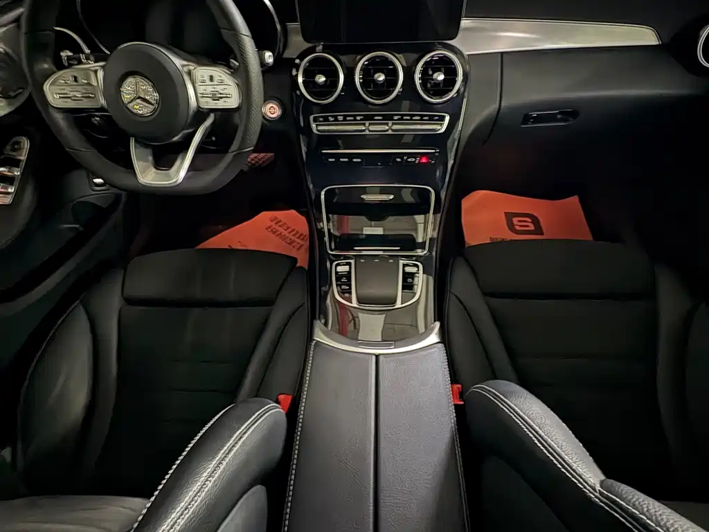 Mercedes-Benz C-Class — миниатюра 13