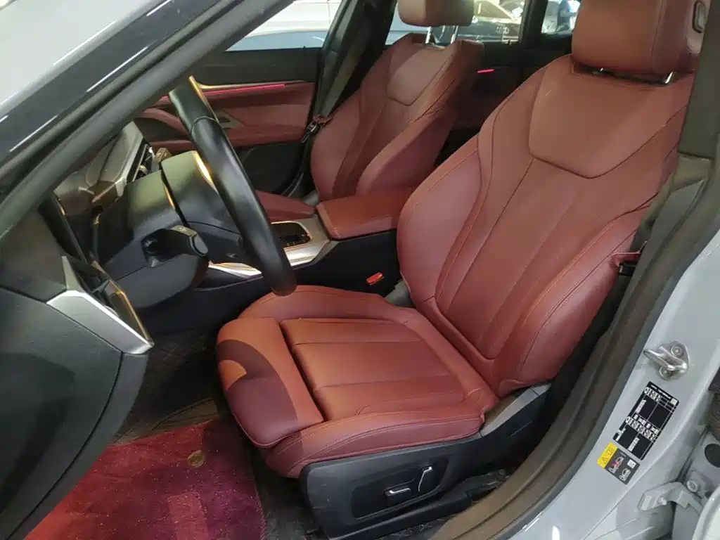 BMW i4 — миниатюра 15