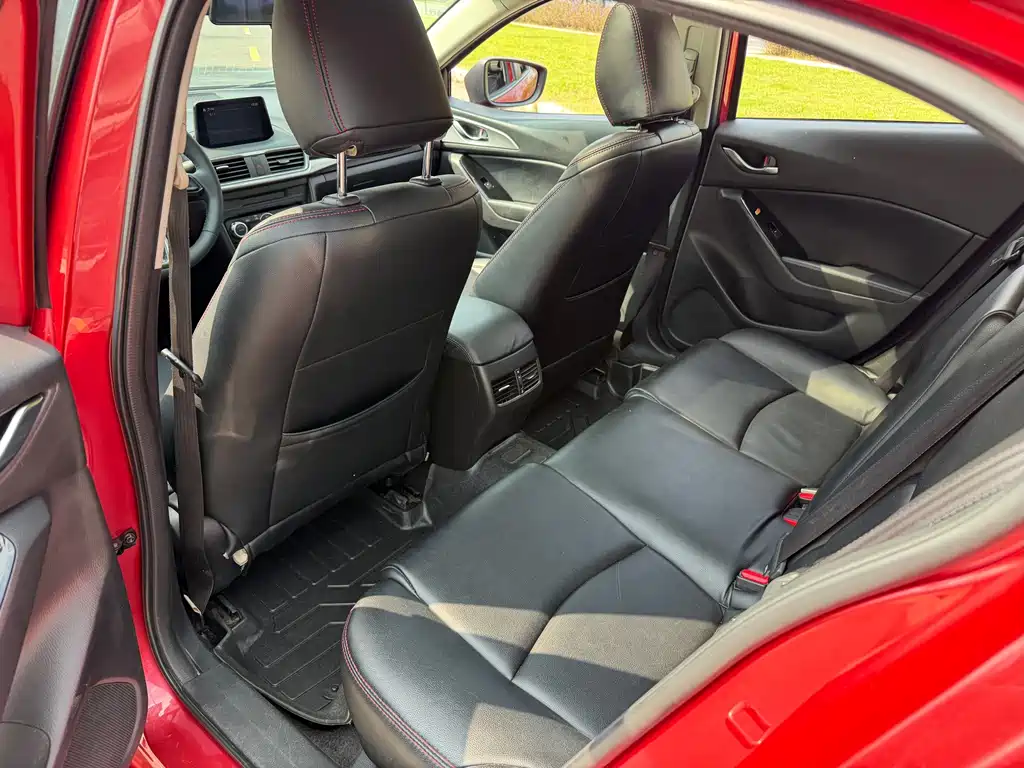 Mazda 3 Axela — миниатюра 9