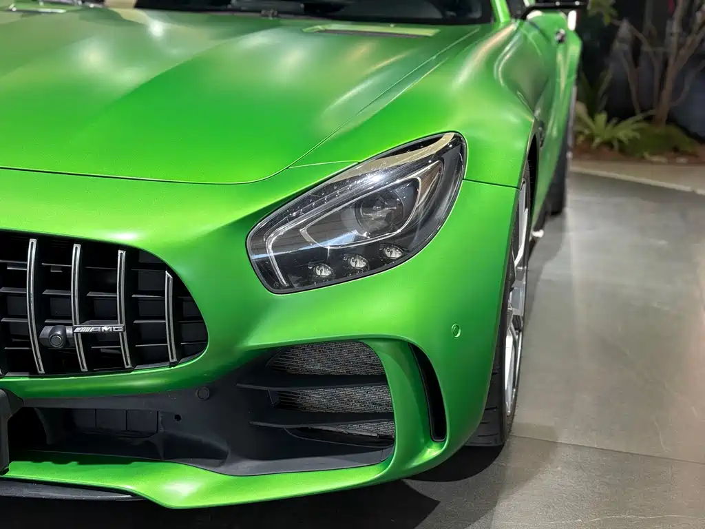 MERCEDES-BENZ AMG GT