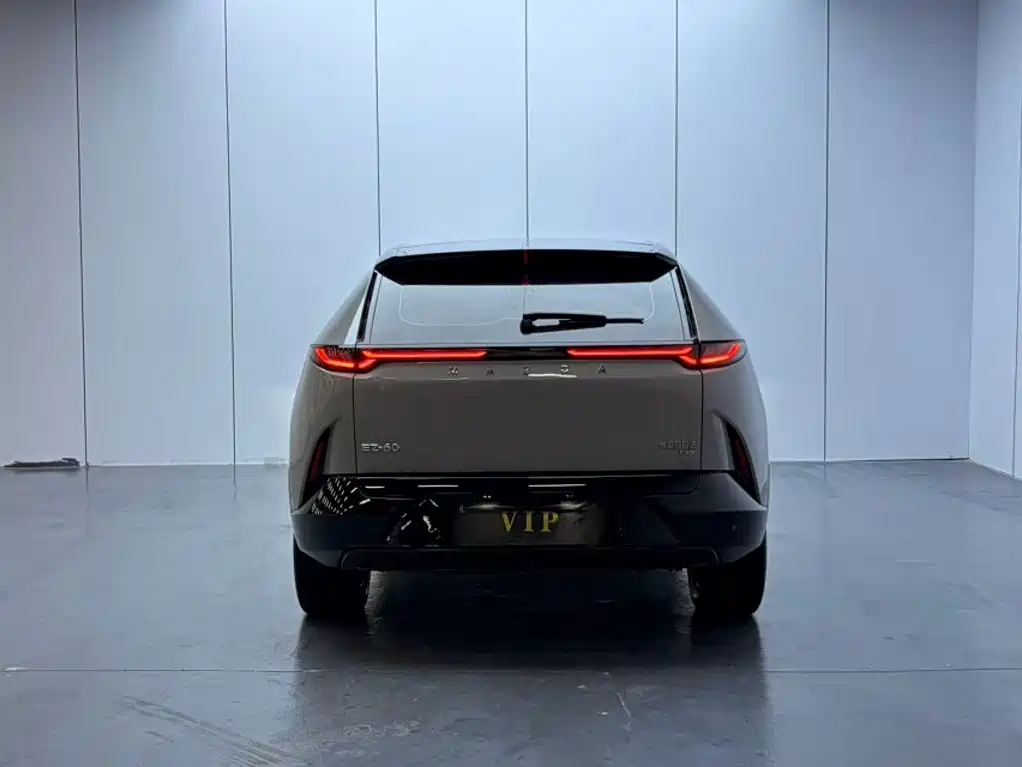 Mazda EZ-60 — миниатюра 7