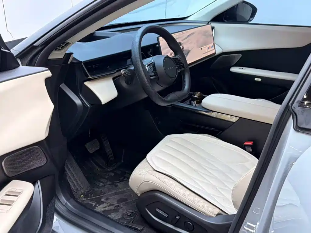 Mazda EZ-60 — миниатюра 10